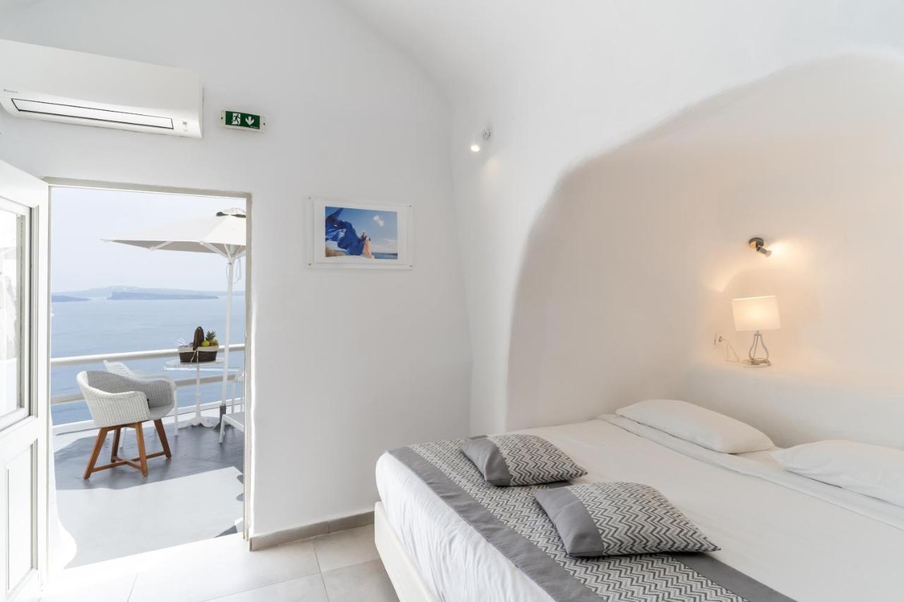 Vogue Suites Oia  Exterior photo
