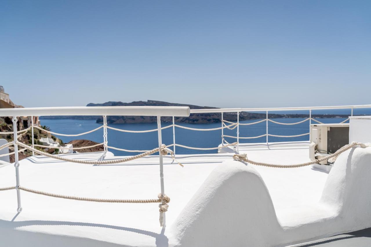 Vogue Suites Oia  Exterior photo