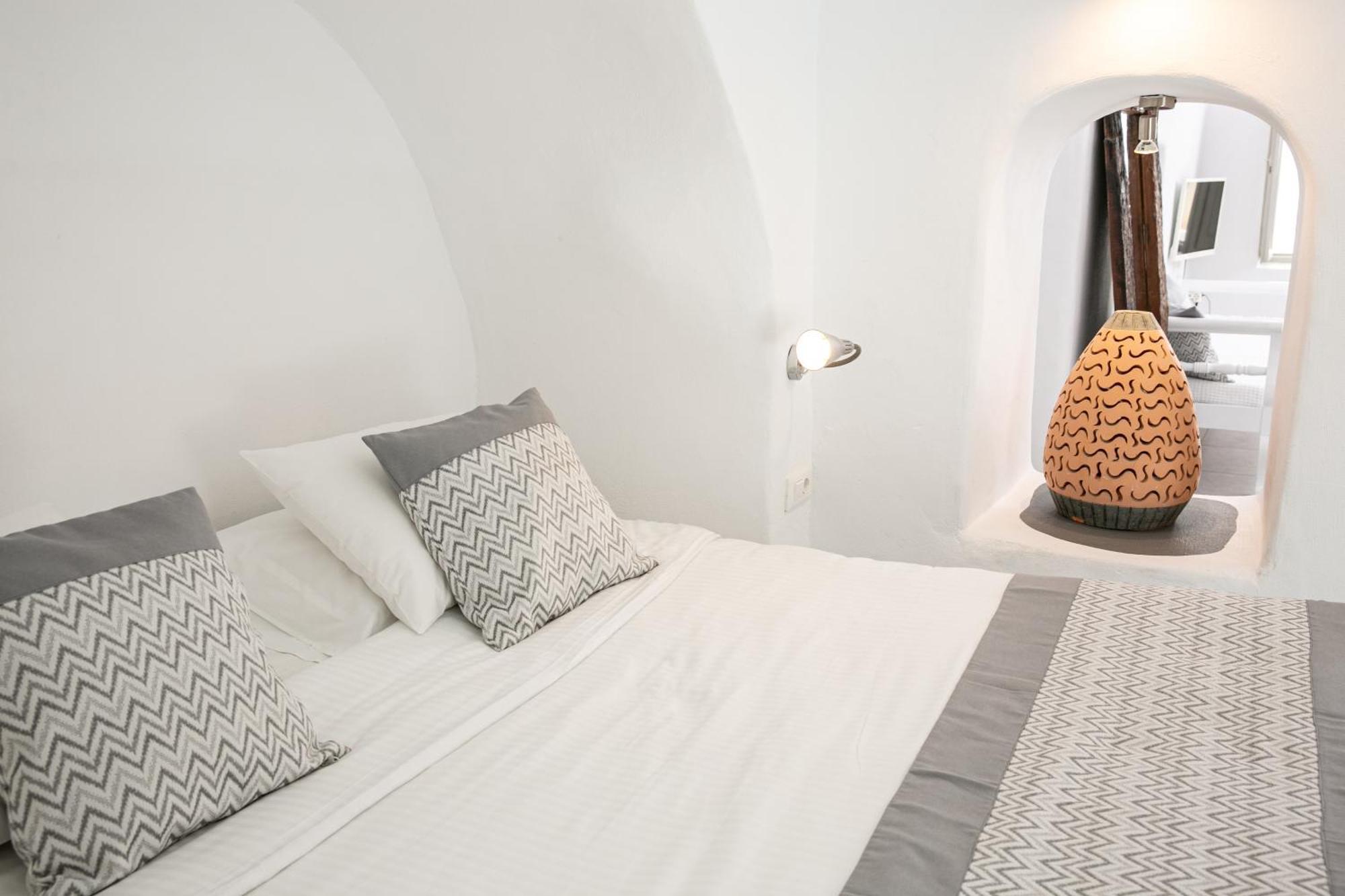 Vogue Suites Oia  Exterior photo