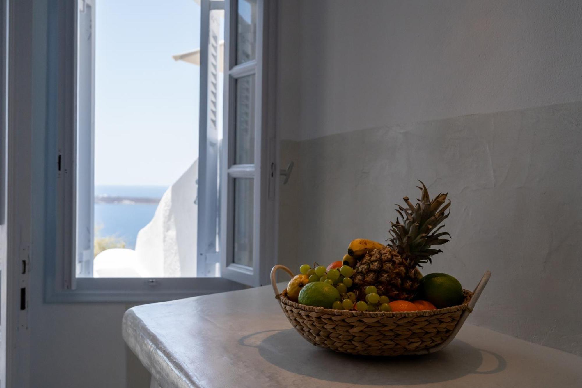Vogue Suites Oia  Exterior photo