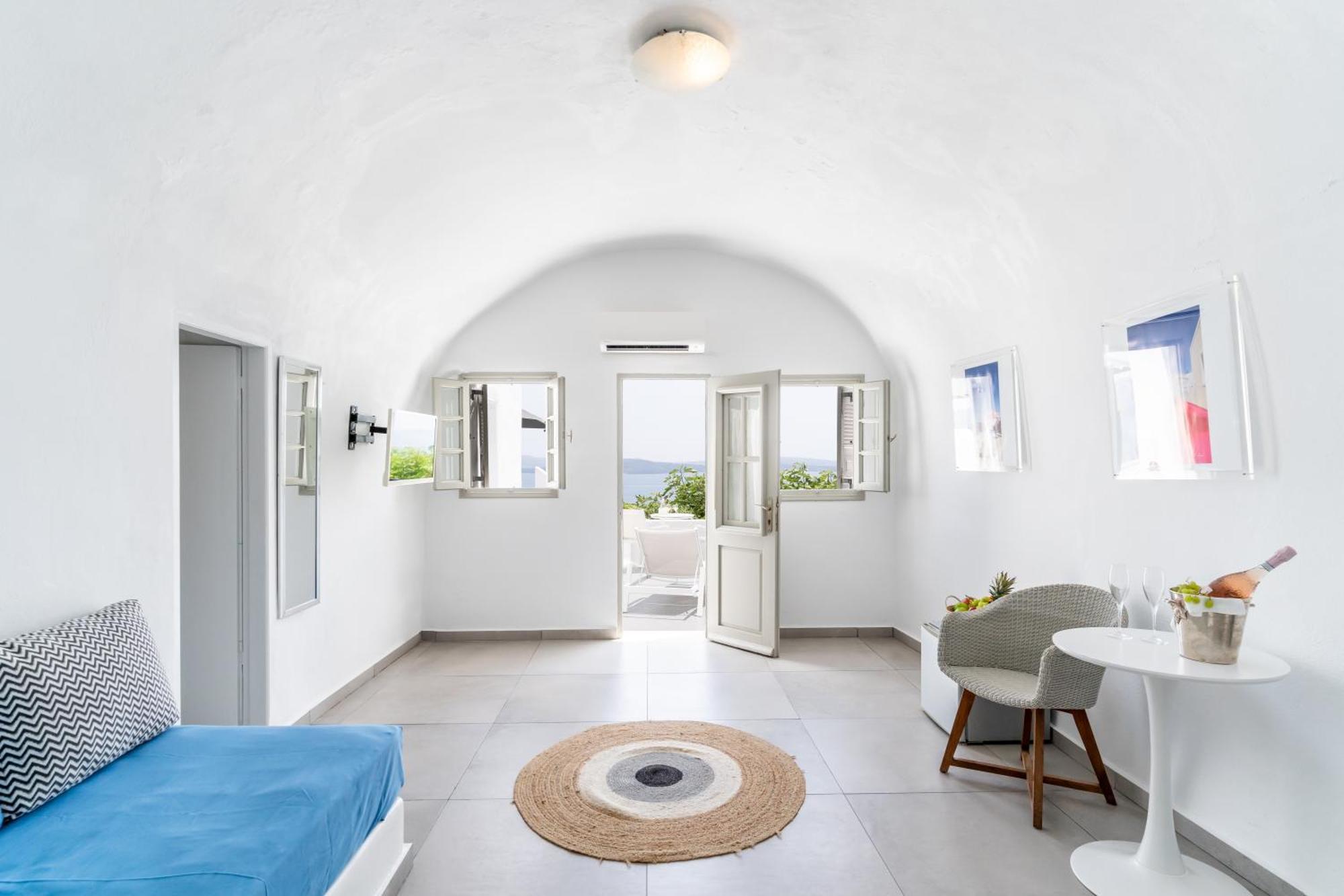 Vogue Suites Oia  Exterior photo